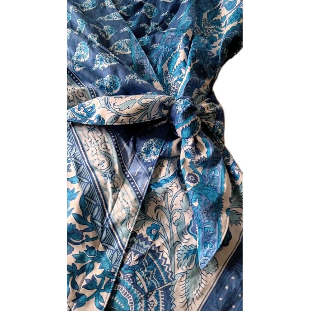 Cottagecore Porcelain Print Wrap Top Blue White Paisley Tank M Garden Party Prep - Picture 11 of 13
